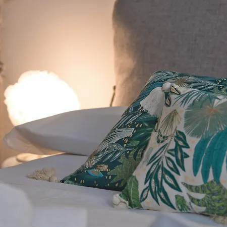 Pied A Terre - La Apartment *
