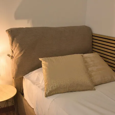 Pied A Terre - La Apartment *